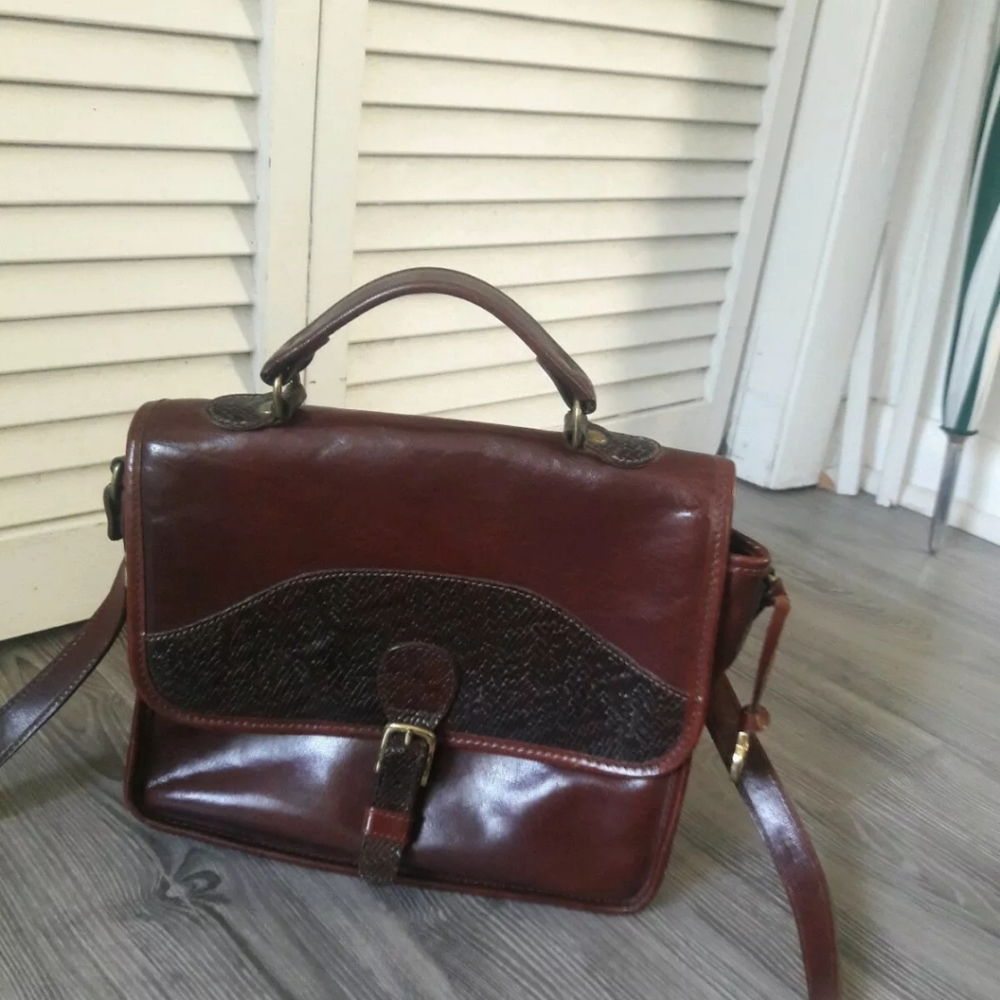 Vintage Brahmin Leather Long Stripe Purse